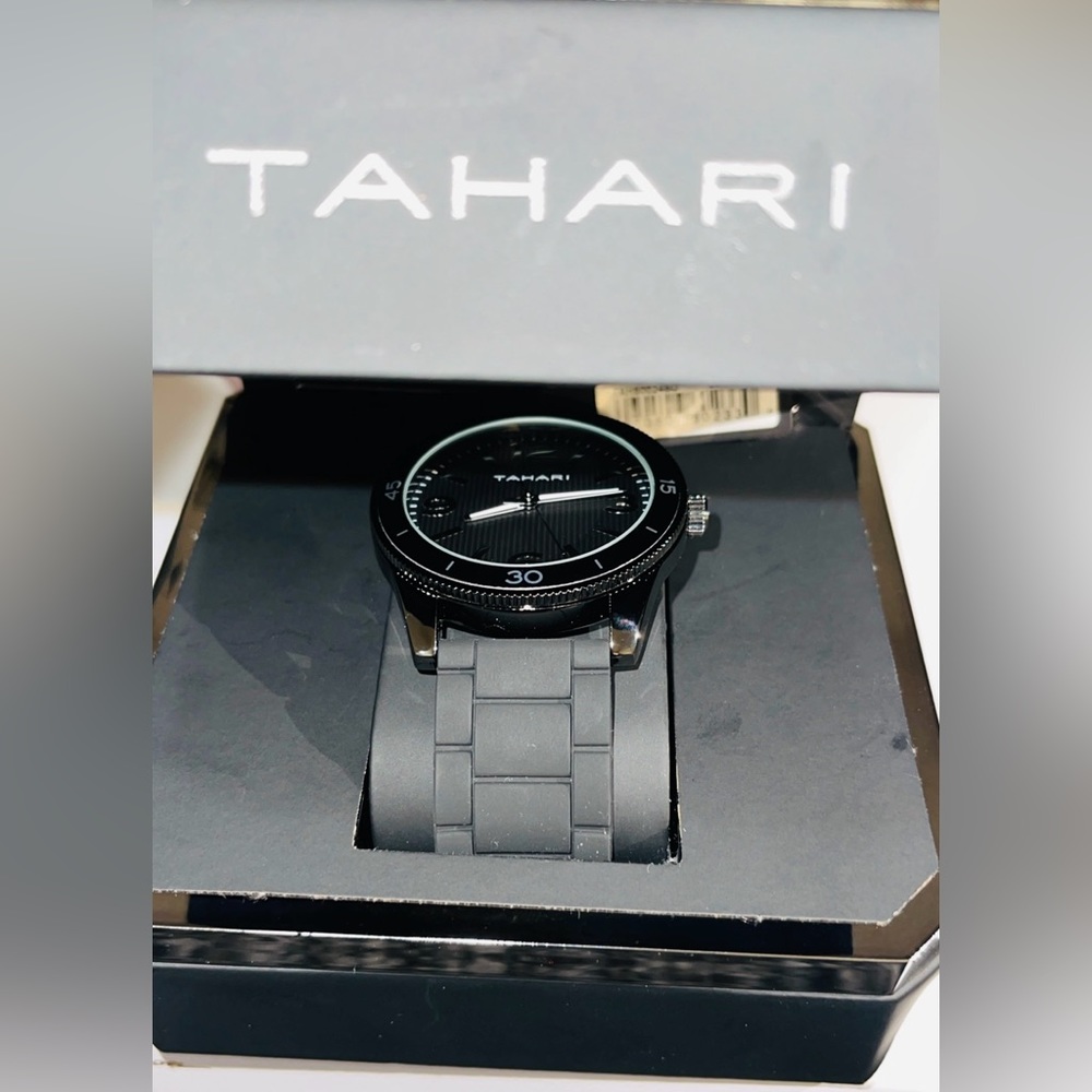 TAHARI WATCH